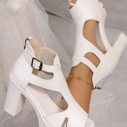 Stylish Cutout Block : Heels Sandals, , ["Gravity Defyer","Ship From Overseas"], ꫀꪶꫀᧁꪖꪀᥴꫀ꠸ᠻꪗ..